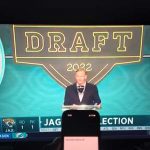 Video-is-play-on-TV-via-NFL-Game-Pass-APP