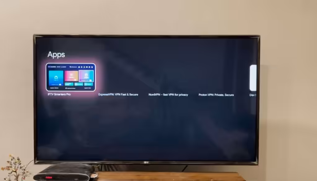 How to Chromecast IPTV Smarters Player App to TV?