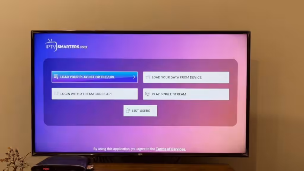 How to Chromecast IPTV Smarters Player App to TV?