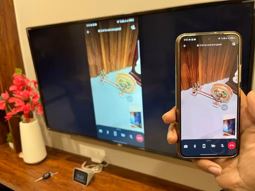 cast android whatsapp video calls to tv